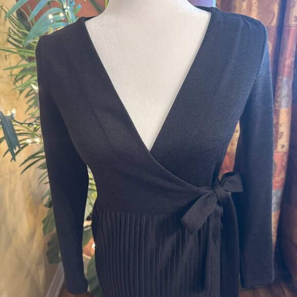 NWOT Mango Wrap Around Black Midi Dress - Picture 3 of 8